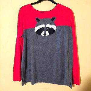 Kensie - raccoon red and gray color block light weight knit sweater. Size L